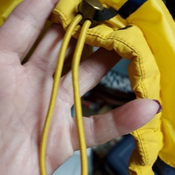 Lands end Med yellow women's puffer zip coat - Picture 6 of 11